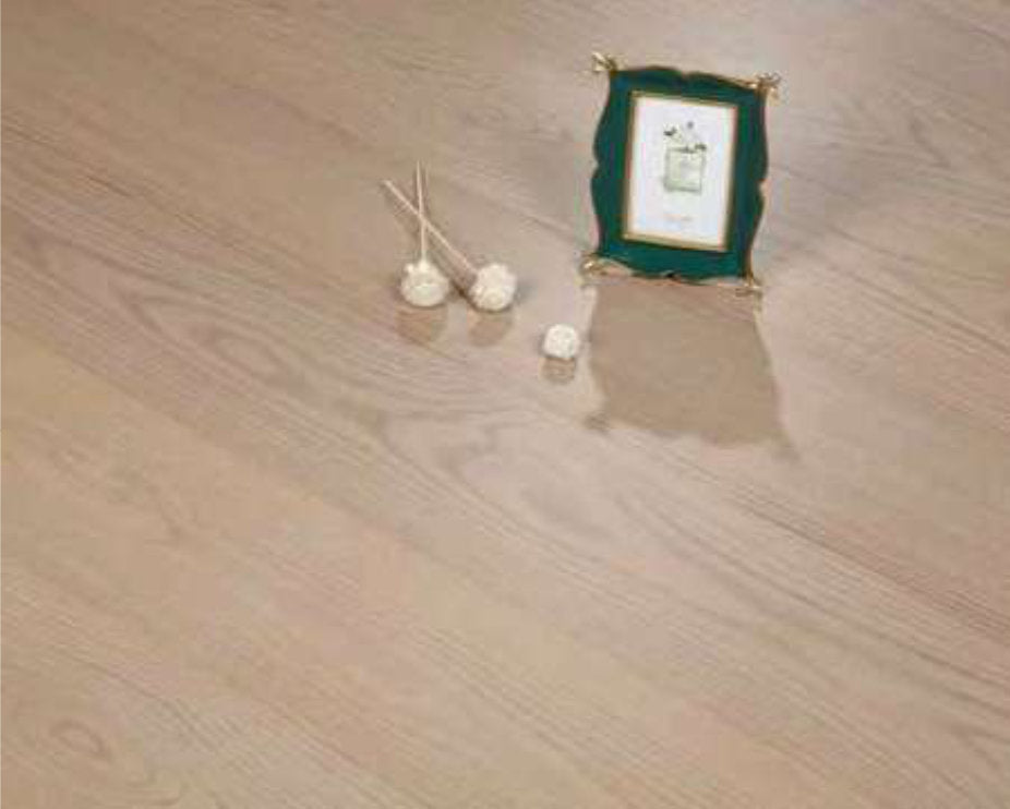 Oak Engineered Hardwood Floor_HW001_01